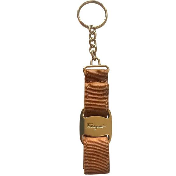 Salvatore Ferragamo Brown Gold Ribbon Key Ring Keychain NWOT*f
